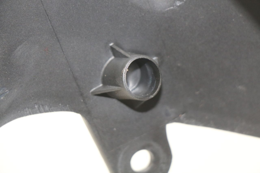 photo de CARENADO TRASERO MV AGUSTA BRUTALE R WALLY 910 (2008 - 2008) - Zoom estado de uso