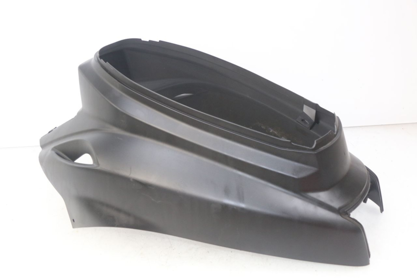 photo de CARENADO TRASERO YAMAHA BW'S EASY 50 (2013 - 2016) - Primer plano técnico