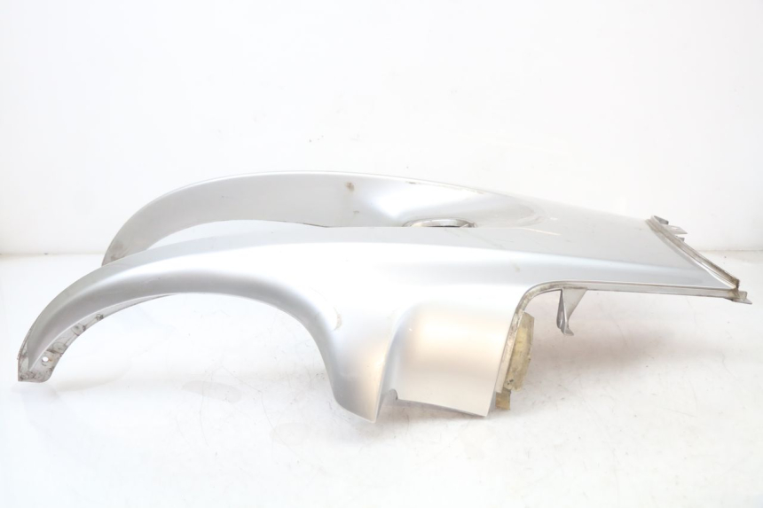 photo de CARENADO TRASERO BMW C1 125 (2000 - 2003) - Primer plano técnico