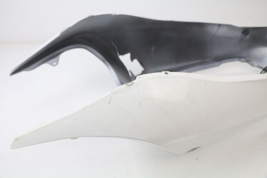 photo de CARENADO TRASERO HONDA CBR 929 RR FIREBLADE 900 (2000 - 2001) - Zoom estado de uso