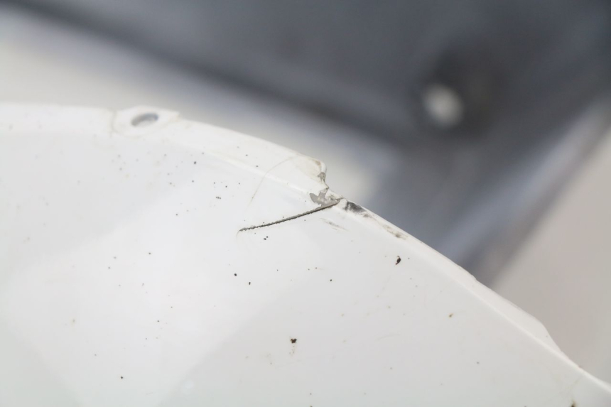 photo de CARENADO TRASERO HONDA CBR 929 RR FIREBLADE 900 (2000 - 2001) - Primer plano técnico