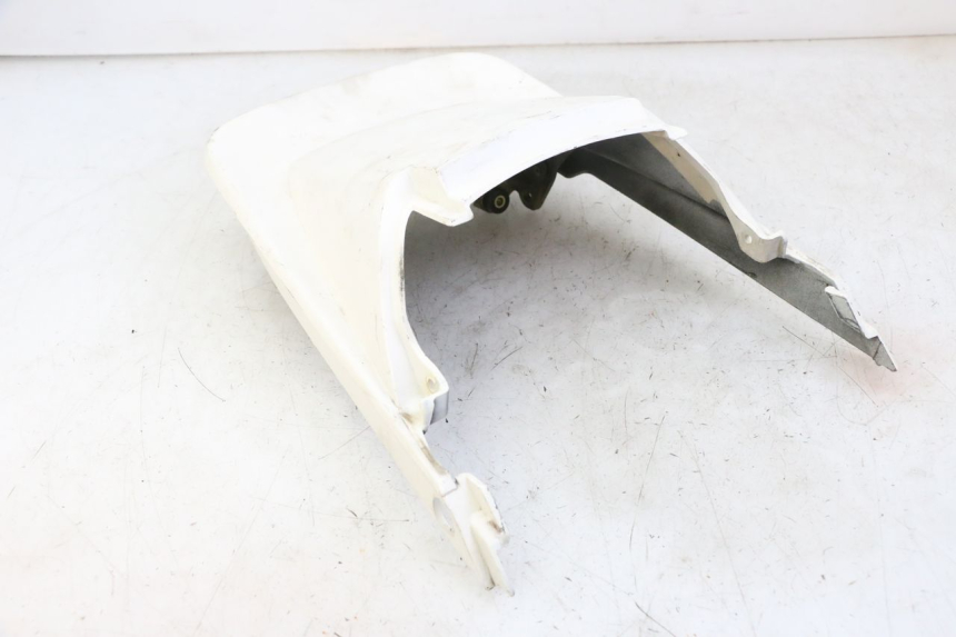 photo de CARENADO TRASERO YAMAHA FJ 36Y 1100 (1984 - 1985) - Detalles de los puntos de fijación