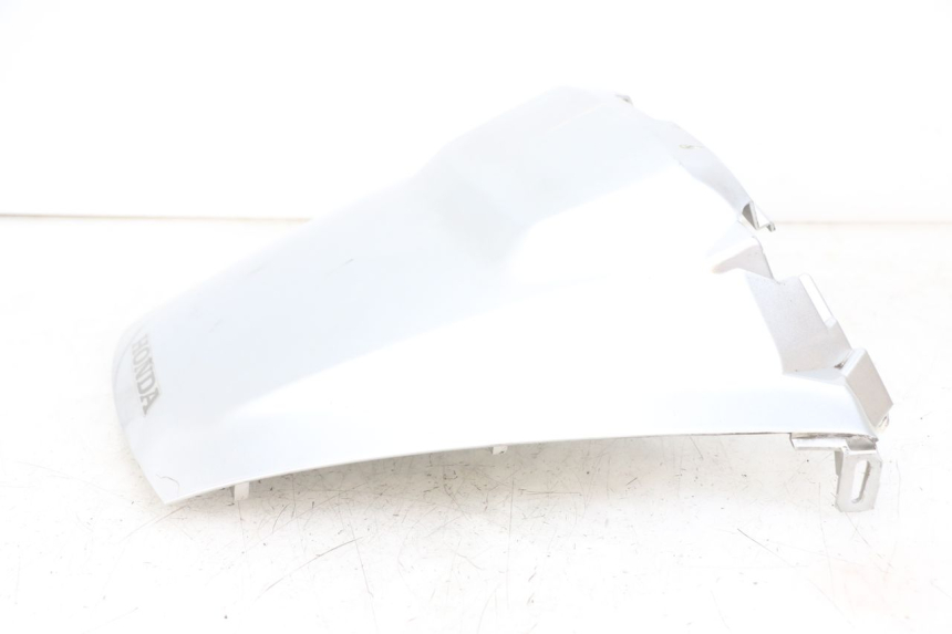 photo de CARENADO TRASERO HONDA FJS SILVERWING SILVER WING 600 (2001 - 2010) - Características distintivas