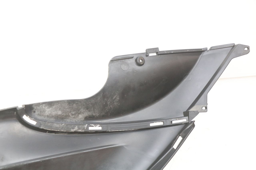 photo de CARENADO TRASERO PIAGGIO FLY 2T 50 (2004 - 2017) - Inspección visual detallada