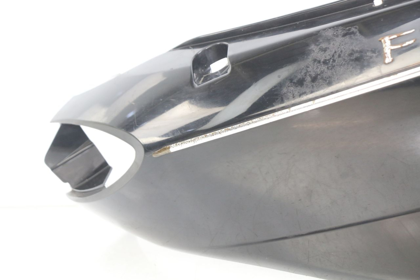 photo de CARENADO TRASERO PIAGGIO FLY 2T 50 (2004 - 2017) - Enfoque en la estructura