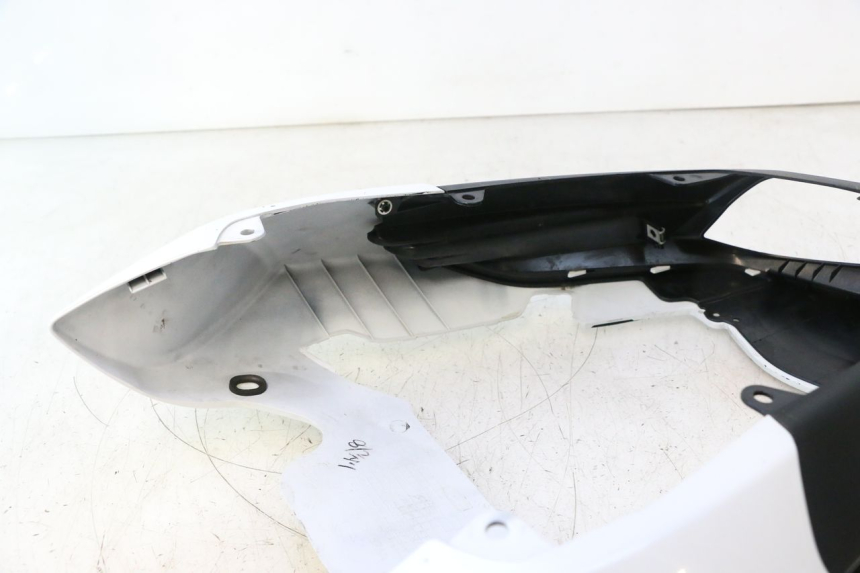 photo de CARENADO TRASERO YAMAHA FZ8 800 (2010 - 2016) - Características distintivas