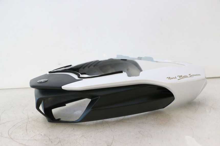 photo de CARENADO TRASERO YAMAHA FZ8 800 (2010 - 2016) - Enfoque en la estructura
