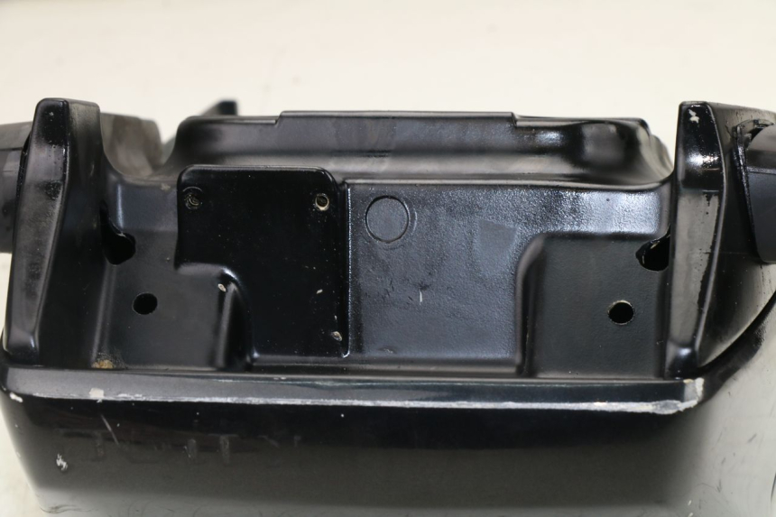 photo de CARENADO TRASERO BMW K LT ABS 1100 (1990 - 1996) - Zoom estado de uso