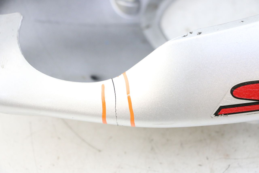 photo de CARENADO TRASERO KAWASAKI ZR7 ZR-7 S 750 (1999 - 2004) - Otra perspectiva