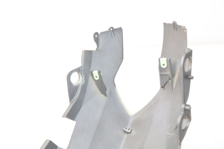 photo de CARENADO TRASERO PEUGEOT KISBEE 2T 50 (2010 - 2017) - Características distintivas