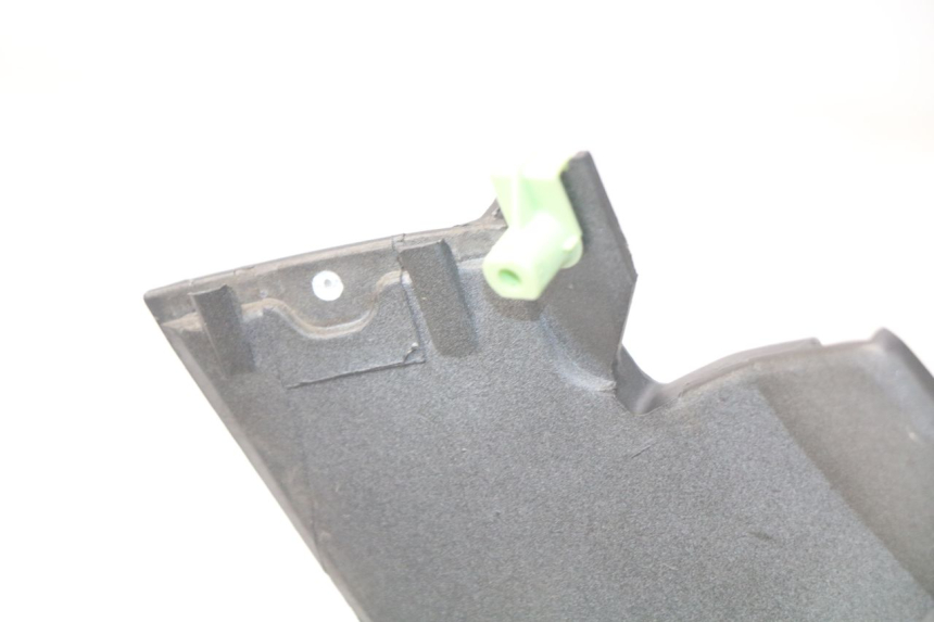 photo de CARENADO TRASERO PEUGEOT KISBEE 2T 50 (2010 - 2017) - Ángulo de visión alternativo