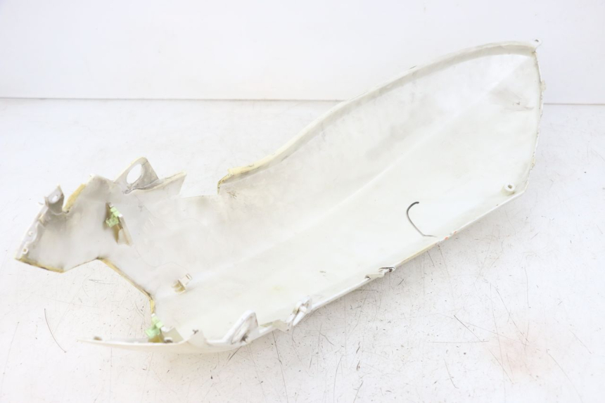 photo de CARENADO TRASERO PEUGEOT KISBEE 4T 50 (2010 - 2017) - Características distintivas