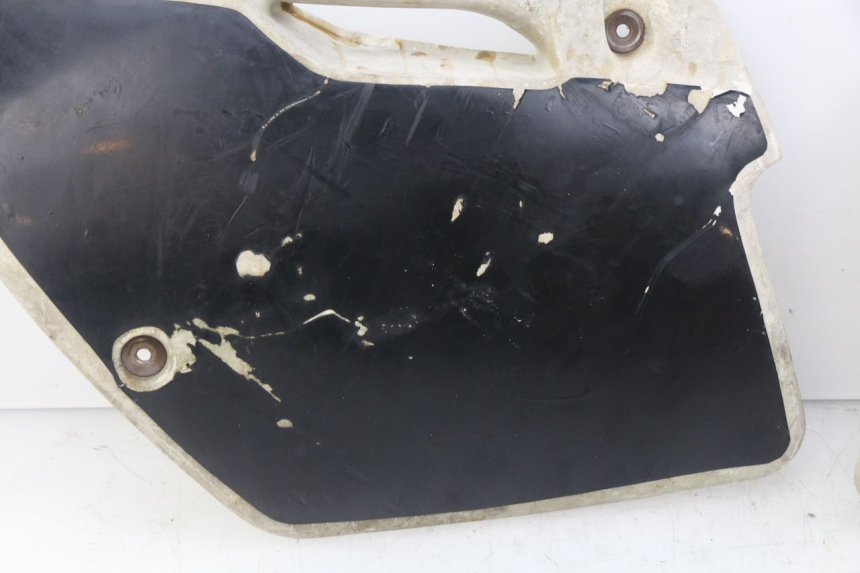 photo de CARENADO TRASERO KAWASAKI KX 250 (1994 - 1998) - Recambio usado revisado