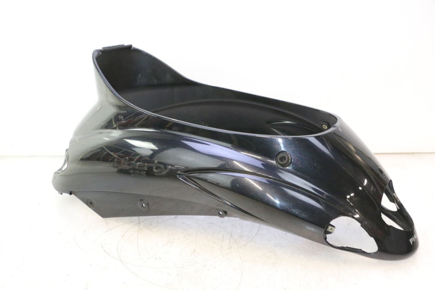 photo de CARENADO TRASERO PIAGGIO LIBERTY 125 (1998 - 2008) - Primer plano técnico