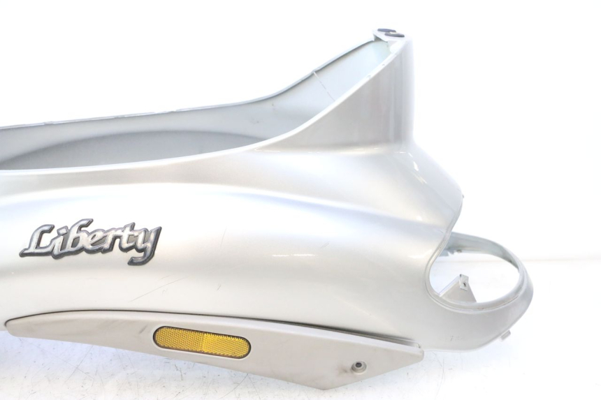 photo de CARENADO TRASERO PIAGGIO LIBERTY 50 (1998 - 2003) - Características distintivas