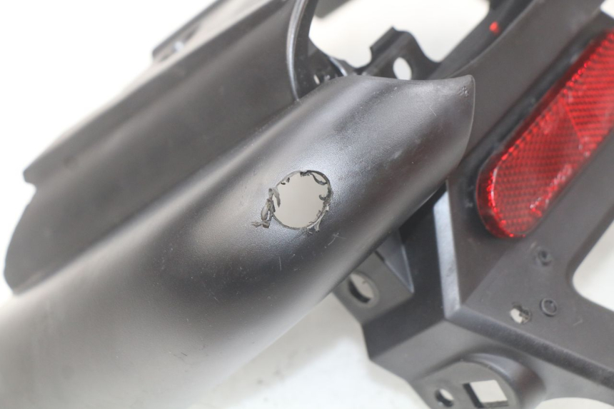 photo de CARENADO TRASERO PEUGEOT LUDIX 50 (2008 - 2017) - Primer plano técnico