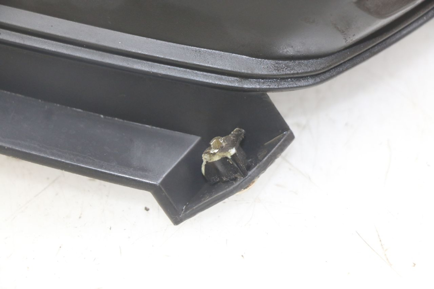 photo de CARENADO TRASERO SYM MIO 50 (2011 - 2017) - Otra perspectiva