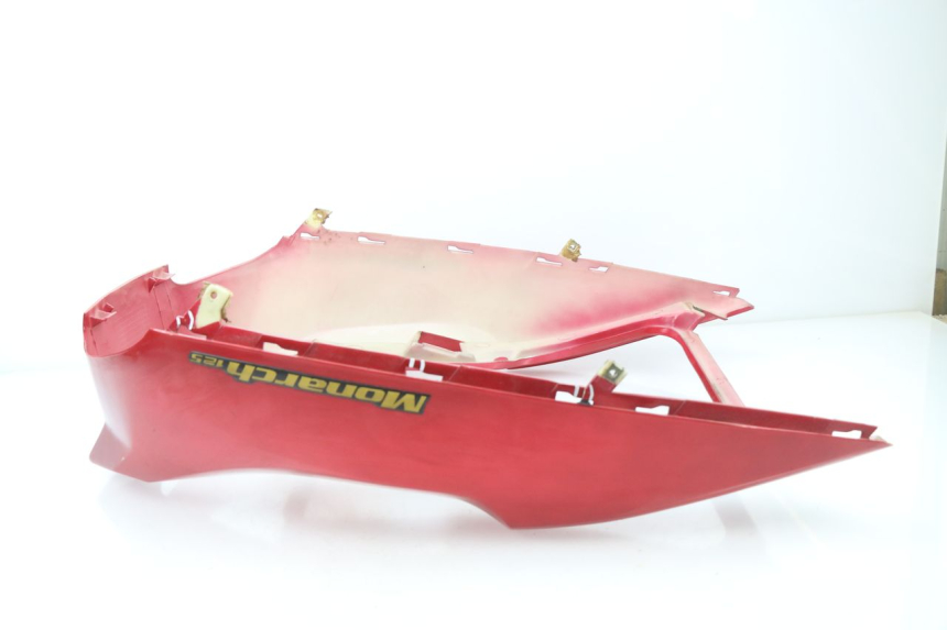 photo de CARENADO TRASERO LINHAI MONARCH 125 (2003 - 2005) - Detalles de los puntos de fijación