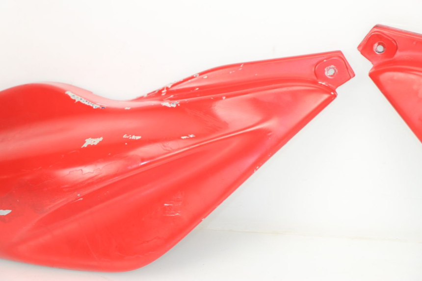 photo de CARENADO TRASERO MBK NITRO 50 (2004 - 2008) - Primer plano de alta resolución