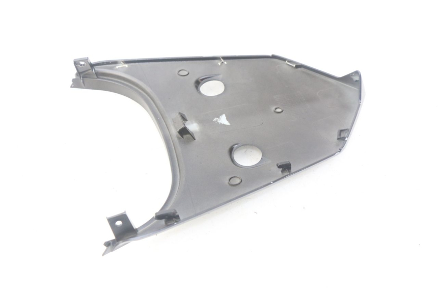 photo de CARENADO TRASERO SYM ORBIT III 3 4T 50 (2018 - 2021) - Detalles de los puntos de fijación