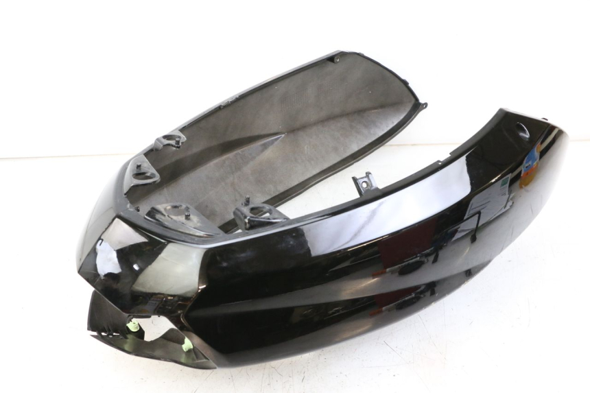 photo de CARENADO TRASERO PEUGEOT KISBEE 4T 50 (2018 - 2022) - Zoom estado de uso