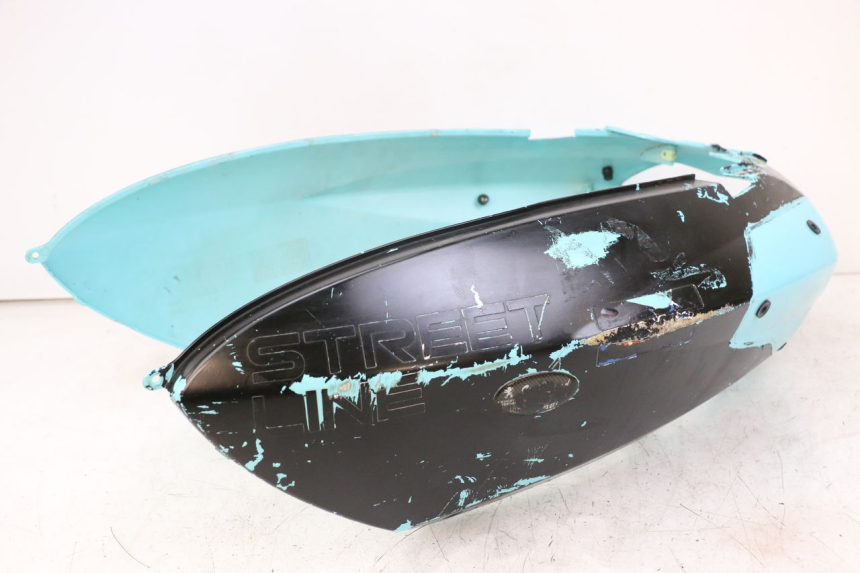 photo de CARENADO TRASERO PEUGEOT STREETZONE 4T 50 (2018 - 2023) - Otra perspectiva