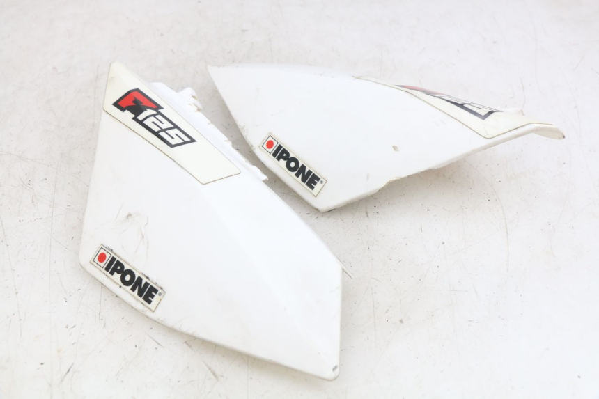 photo de CARENADO TRASERO YCF R-START 125 - Vista principal