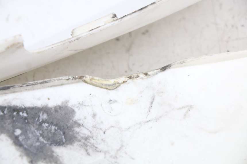 photo de CARENADO TRASERO YCF R-START 125 - Otra perspectiva