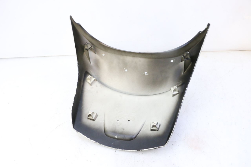 photo de CARENADO TRASERO PEUGEOT SATELIS 125 (2013 - 2018) - Estado de la superficie y material