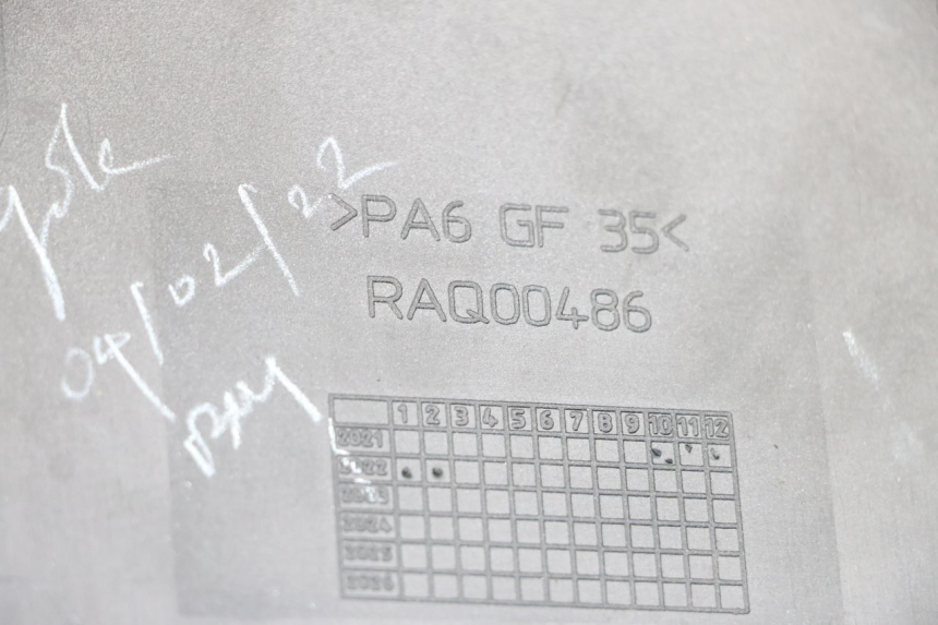 photo de CARENADO TRASERO ROYAL ENFIELD SCRAM 411 (2022 - 2024) - Detalle de la pieza