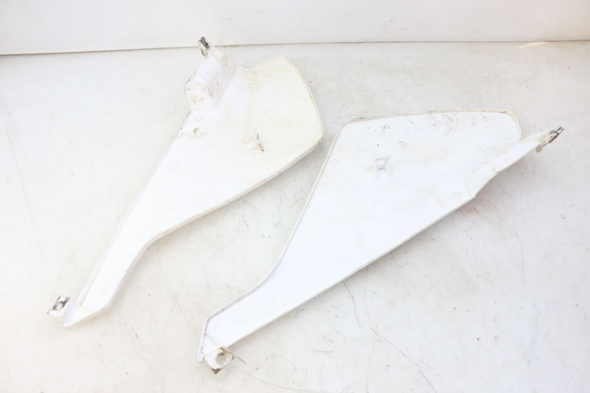 photo de CARENADO TRASERO DERBI SENDA SM DRD 50 (2008 - 2013) - Vista general del producto