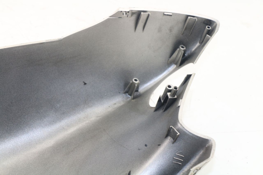 photo de CARENADO TRASERO MBK SKYLINER 125 (2001 - 2003) - Detalle de la pieza