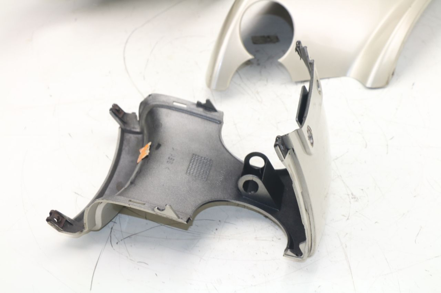 photo de CARENADO TRASERO MBK SKYLINER 125 (2001 - 2003) - Detalle de la pieza