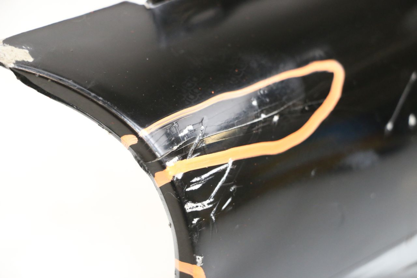 photo de CARENADO TRASERO APRILIA SR CARB LC 2T 50 (2004 - 2012) - Detalles de los puntos de fijación