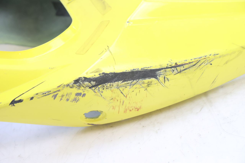 photo de CARENADO TRASERO SUZUKI SV S 650 (2003 - 2009) - Detalles de los puntos de fijación