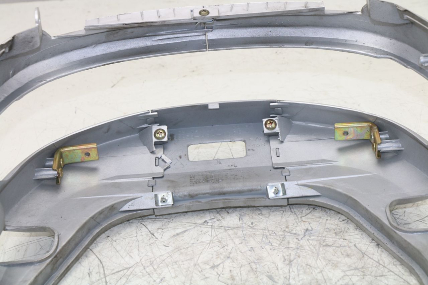 photo de CARENADO TRASERO SYM JOYRIDE 125 (2002 - 2009) - Detalles de los puntos de fijación