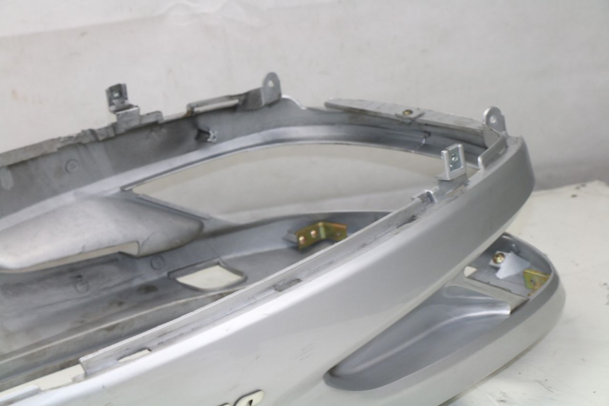 photo de CARENADO TRASERO SYM JOYRIDE 125 (2002 - 2009) - Estado de la superficie y material