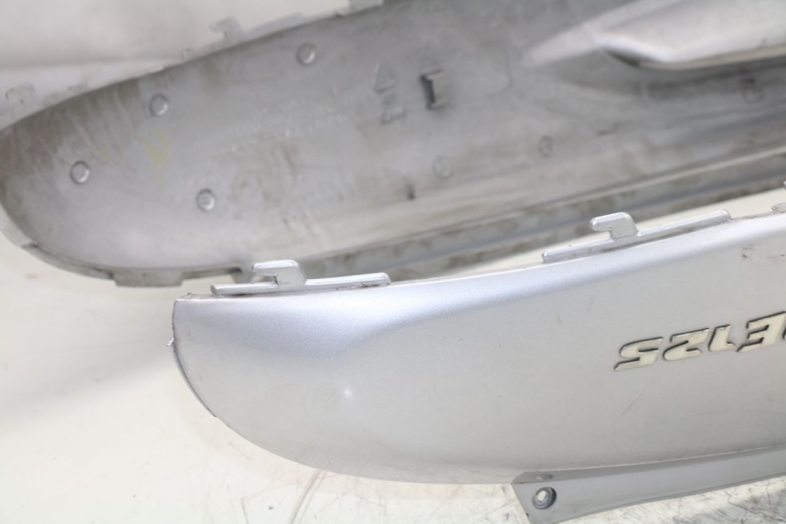 photo de CARENADO TRASERO SYM JOYRIDE 125 (2002 - 2009) - Recambio usado revisado