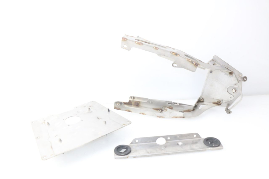 photo de CARENADO TRASERO YAMAHA TDM ABS 900 (2002 - 2014) - Marcados y referencias originales