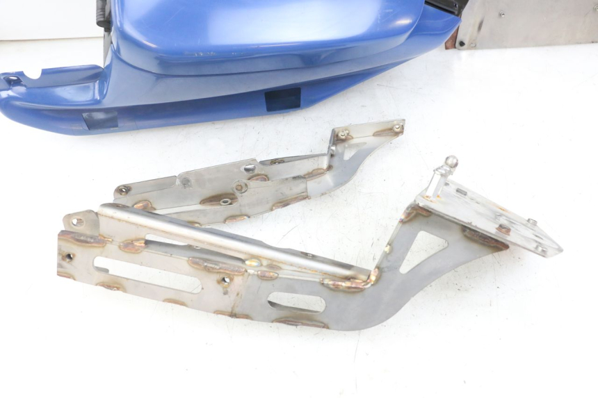 photo de CARENADO TRASERO YAMAHA TDM ABS 900 (2002 - 2014) - Zoom sobre los componentes