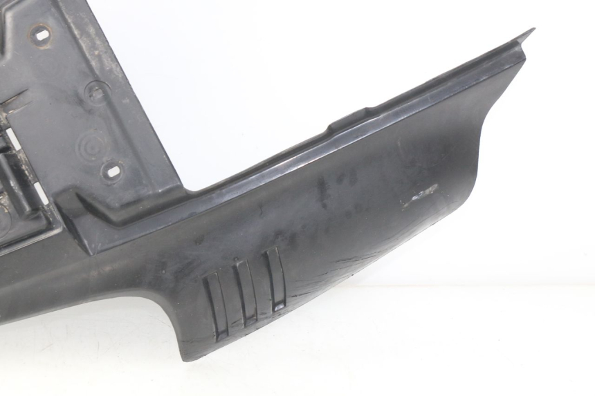 photo de CARENADO TRASERO YAMAHA TW 125 (1998 - 2002) - Detalles de los puntos de fijación