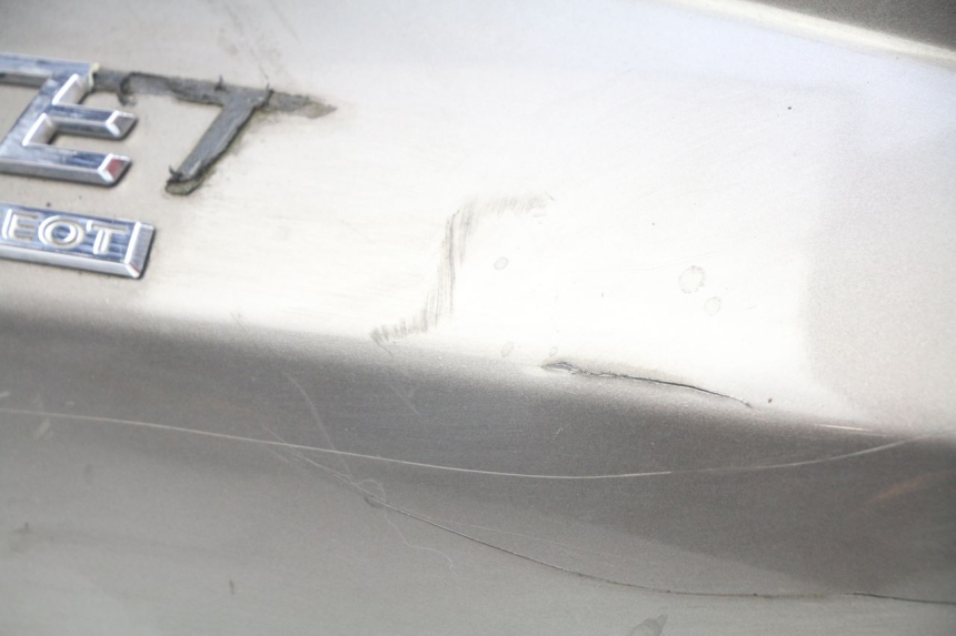 photo de CARENADO TRASERO PEUGEOT TWEET ACTIVE 4T 50 (2018 - 2022) - Detalles de los puntos de fijación