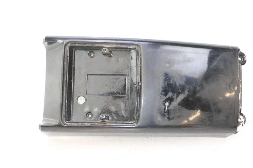 photo de CARENADO TRASERO PIAGGIO VESPA PK FL 2T 50 (1990 - 1996) - Primer plano técnico