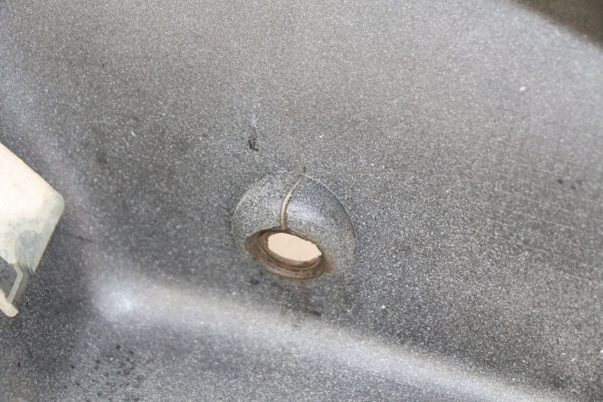 photo de CARENADO TRASERO DAELIM VJ ROADWIN FI 125 (2008 - 2017) - Zoom estado de uso