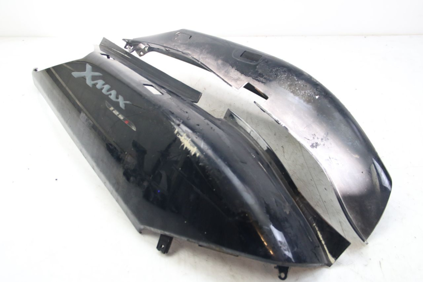 photo de CARENADO TRASERO YAMAHA XMAX X-MAX 125 (2006 - 2009) - Vista principal