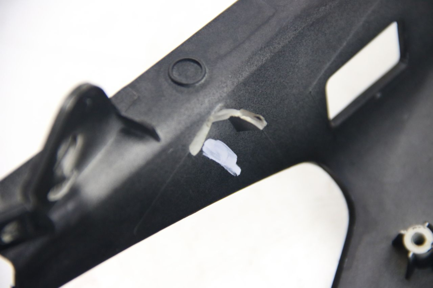 photo de CARENADO TRASERO YAMAHA XMAX X-MAX 125 (2006 - 2009) - Otra vista del artículo