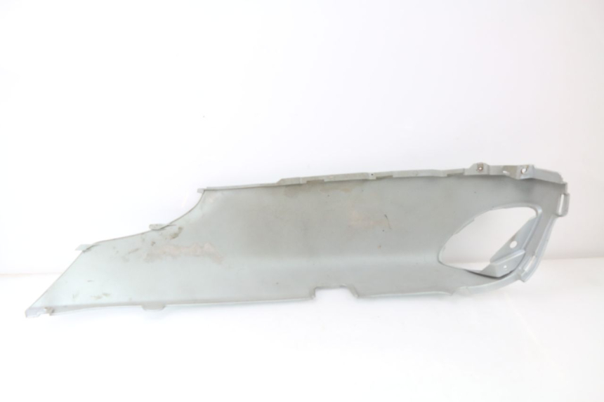 photo de CARENADO TRASERO PIAGGIO X9 125 (2000 - 2003) - Estado de la superficie y material