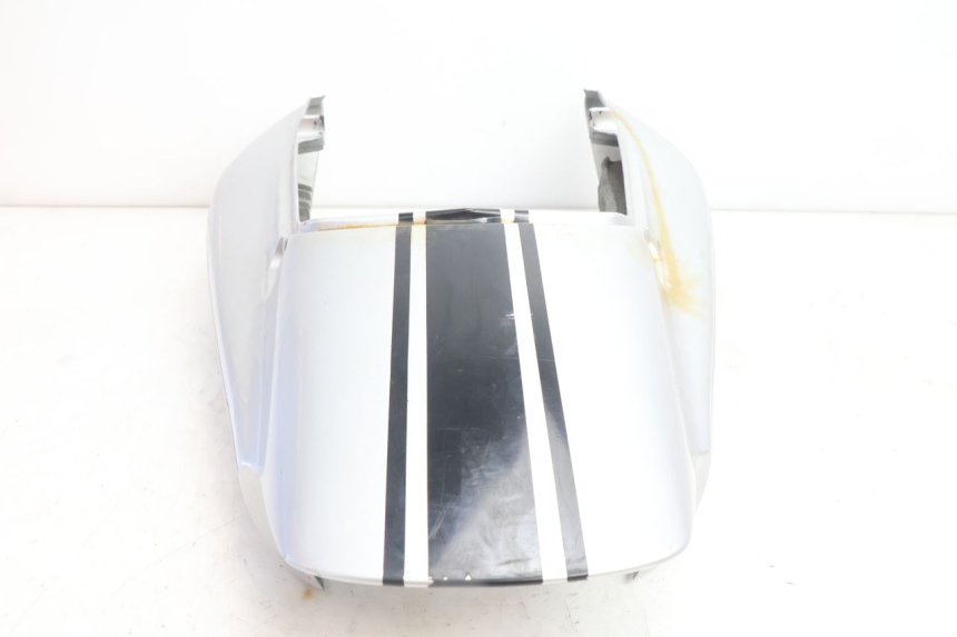 photo de CARENADO TRASERO YAMAHA XJR 1300 (1998 - 2002) - Zoom sobre los componentes