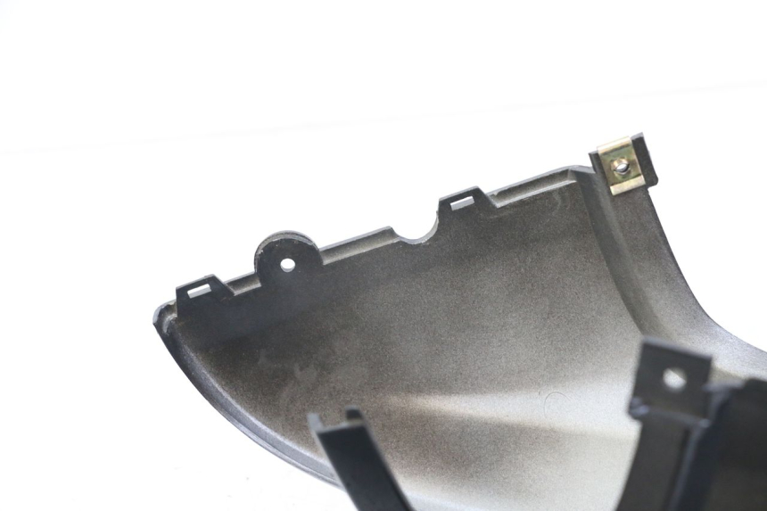 photo de CARENADO TRASERO SYM XS 125 (2007 - 2016) - Detalles de los puntos de fijación