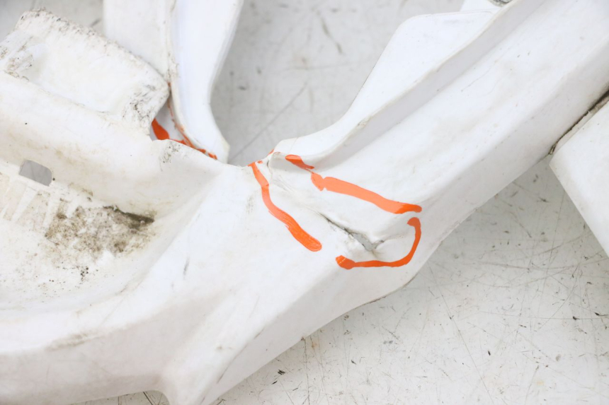 photo de CARENADO TRASERO YAMAHA YFM R RAPTOR 250 (2008 - 2014) - Enfoque en la estructura